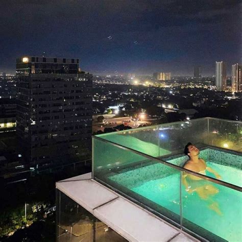 Spa di Hotel Kolam Renang Rooftop Jakarta